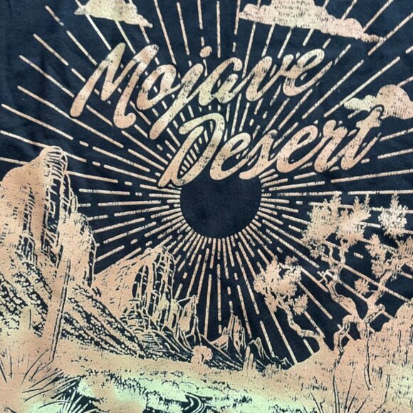 Zoe + Liv Womens Mojave Desert Short Sleeve Graphic T-Shirt - Black size X-Large - Picture 2 of 2